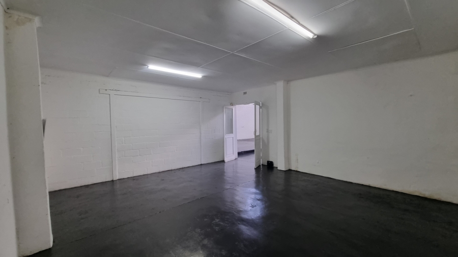 To Let Commercial Property for Rent in Woodstock Western Cape